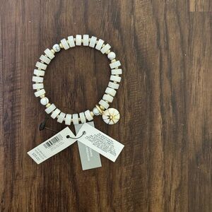 Chico’s Agate drop off stretch bracelet